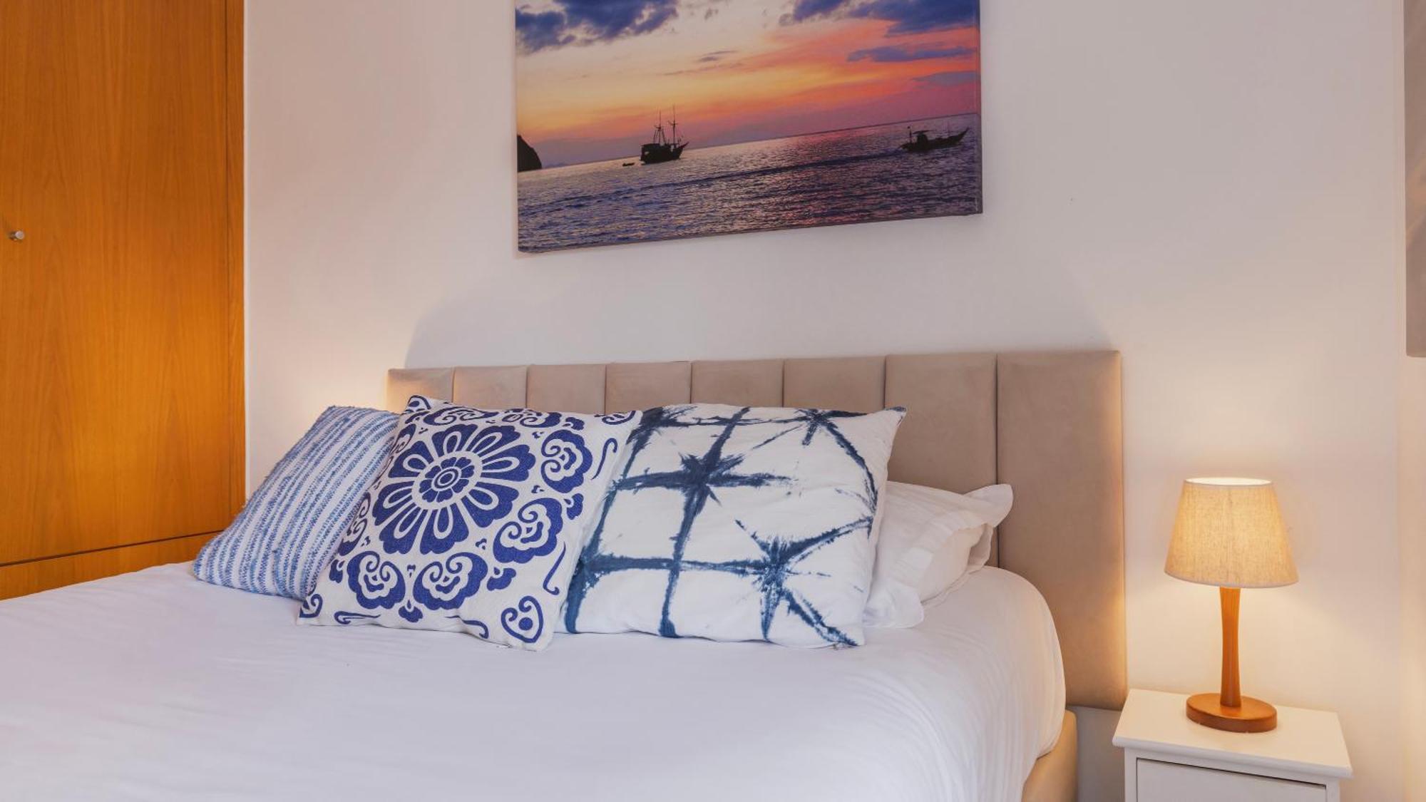 Sunny Design Apt In Praca Das Flores By Lovelystay Lisboa 外观 照片